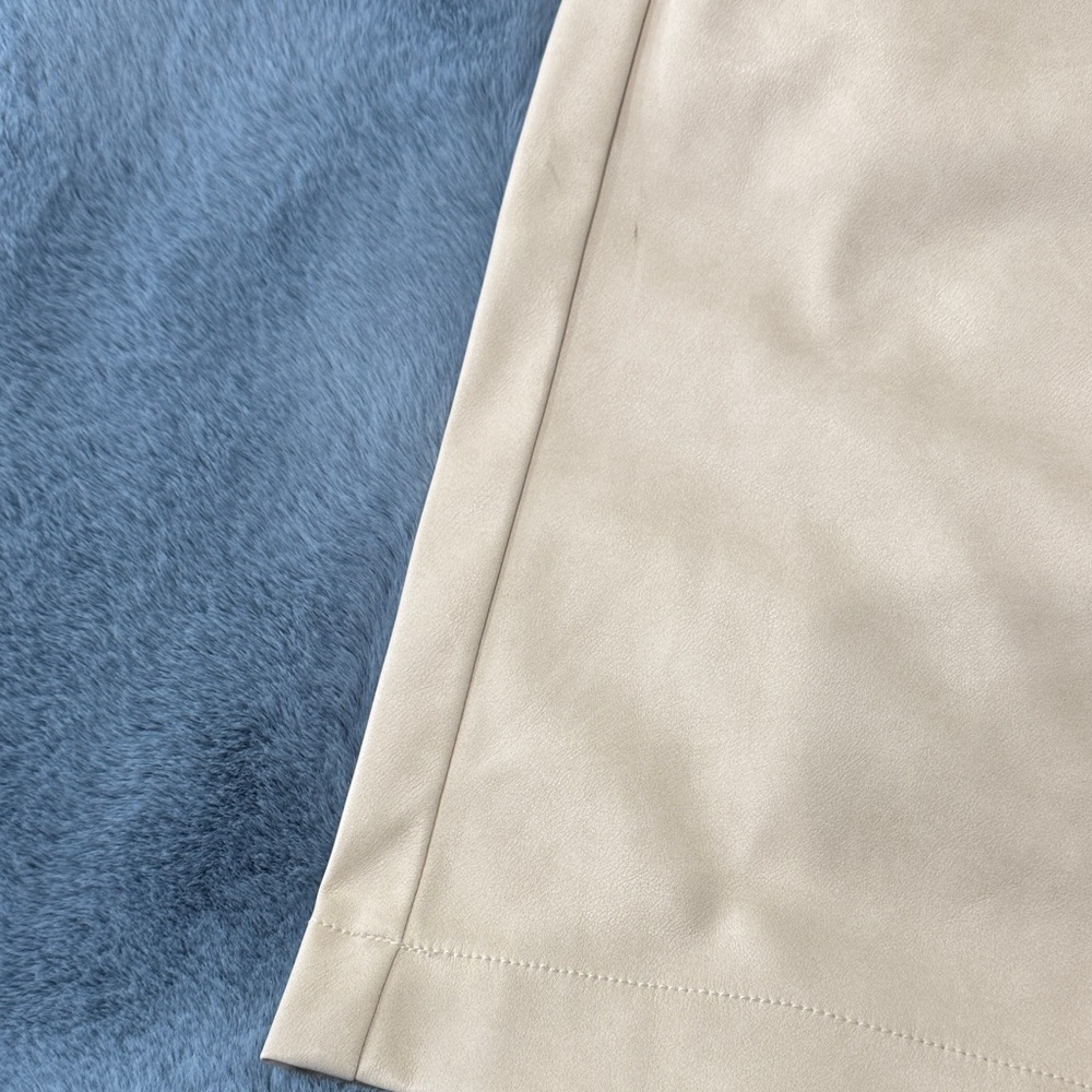 Faux Leather Wide-Leg Cargo Pants - Cream - Picture 10 of 10